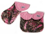 Minky Reversible Bib & Burp Cloth Set - True Timber Pink/Hot Pink Minky Reversible Bib & Burp Cloth Set - True Timber Pink/Hot Pink