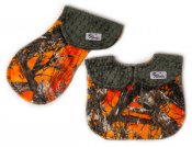 Minky Reversible Bib & Burp Cloth Set - True Timber Orange/Hunter Green Minky Reversible Bib & Burp Cloth Set - True Timber Orange/Hunter Green